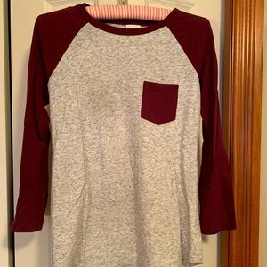 Victoria’s Secret Pink Quarter Length Sleeve Tee